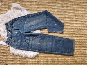 Дънки с напръскан ефект