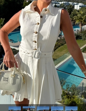 Бяла дънкова рокля